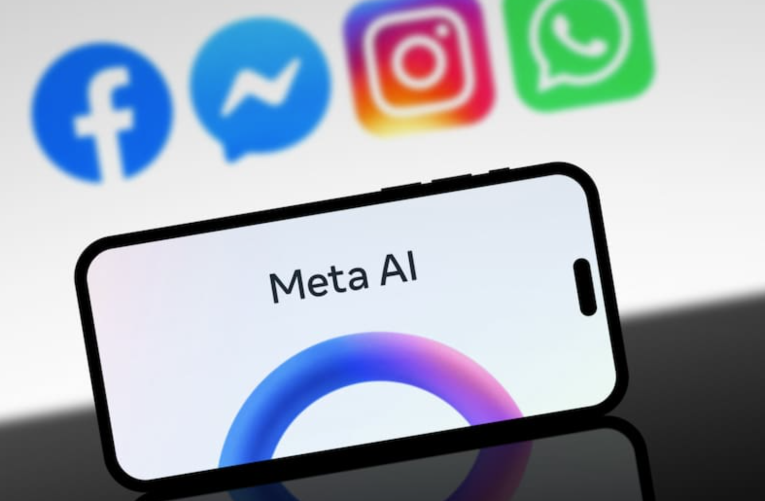 Cómo generar imágenes con Meta IA en WhatsApp